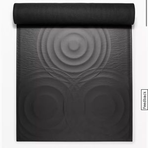 lululemon Take Form yoga mat